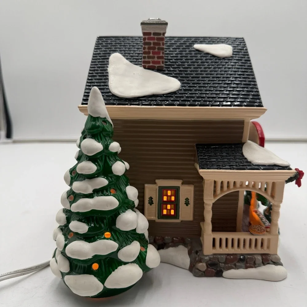 Department 56 Snow Village Country Quilts and Pies Shop Brown Christmas House
